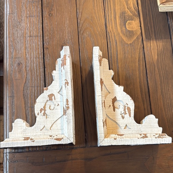 Other - Rustic White Wooden Book Ends Decor